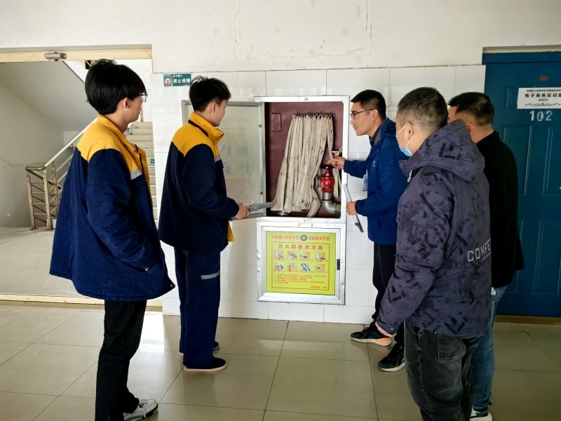 领导学生发展消防查抄.jpg